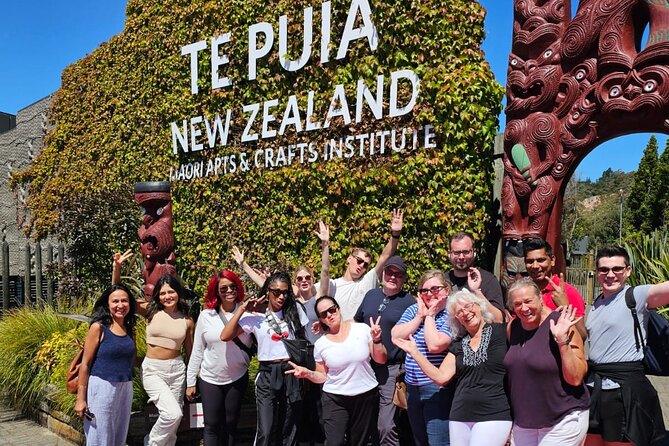 Rotorua Highlights inc. Waiotapu & Te Puia Day Tour from Auckland - Key points to know before booking
