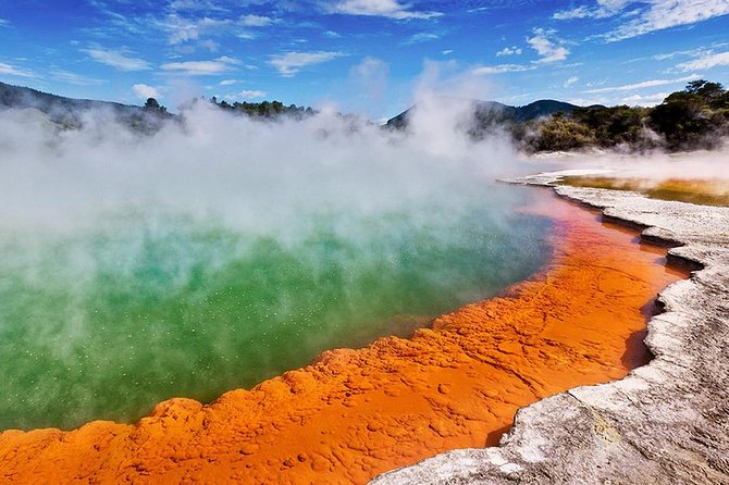 Rotorua Highlights inc. Waiotapu & Te Puia Day Tour from Auckland - Who should book this tour