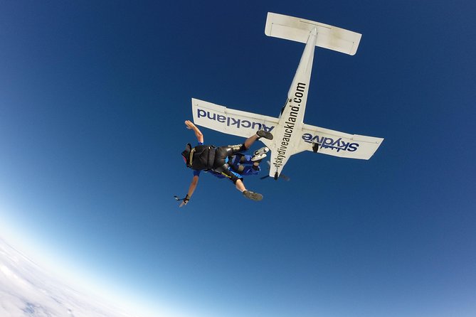 Skydive Auckland - The climb to altitude and the moment of freefall