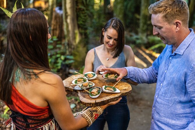 Te Pā Tū Evening Cultural Experience - Private Tour from Auckland - The private-tour advantage