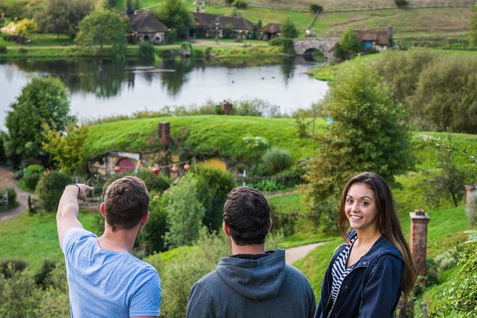 The Hobbiton Movie Set Small-Group Guided Tour from Auckland - Two hours inside the Hobbiton Movie Set