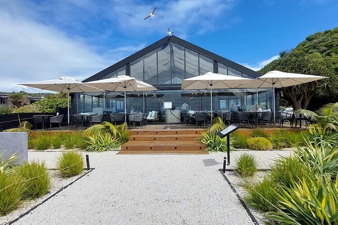 Waiheke Island: Afternoon Wine Affair with Ocean Front Lunch - Why this Waiheke tour works for a slower day