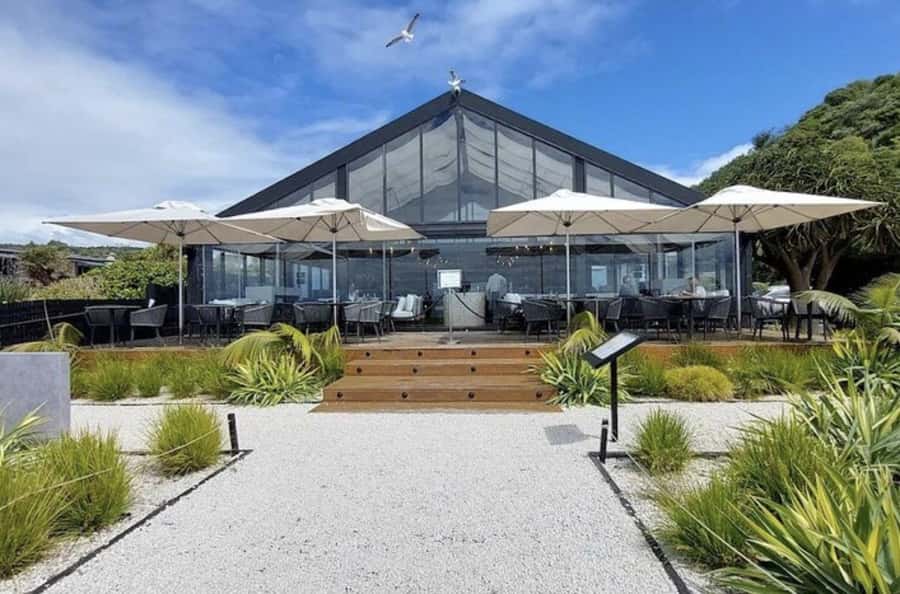 Waiheke Island: Afternoon Wine Tour with Oceanfront Lunch - Should you book the Waiheke Afternoon Wine Affair?