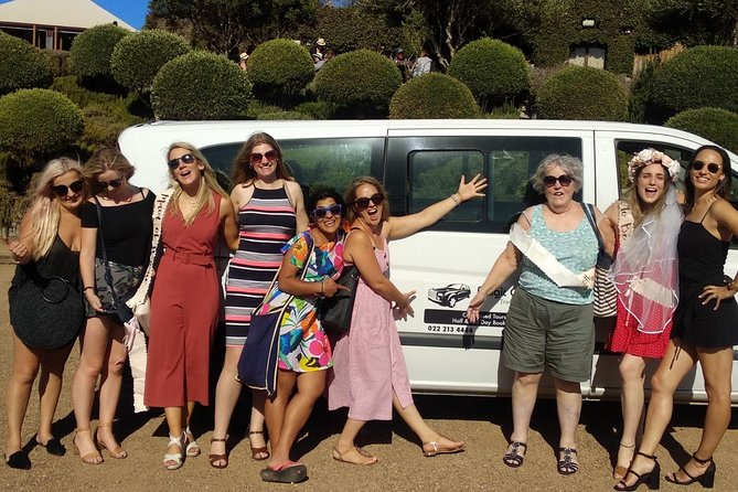 Waiheke Island Day Tour: Ziplining, Wine Tasting & Vineyard Lunch - Batch Winery turns lunch into the day’s anchor