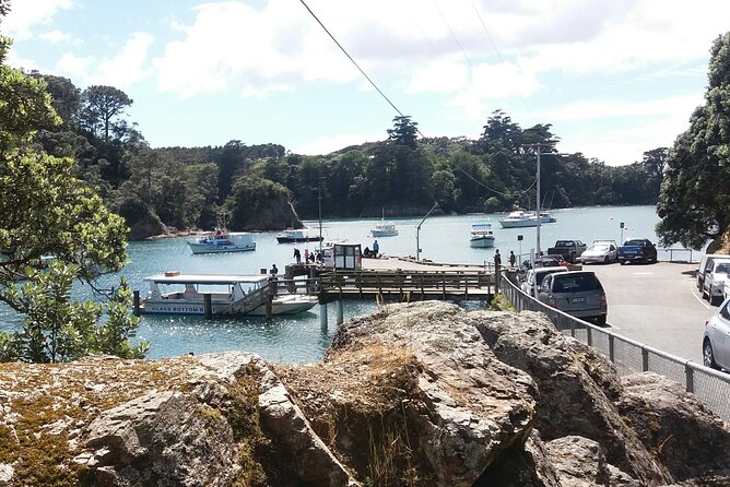 Waiheke Island - Fly and Dine (from North Shore Airport) - Landing at Waiheke Wings