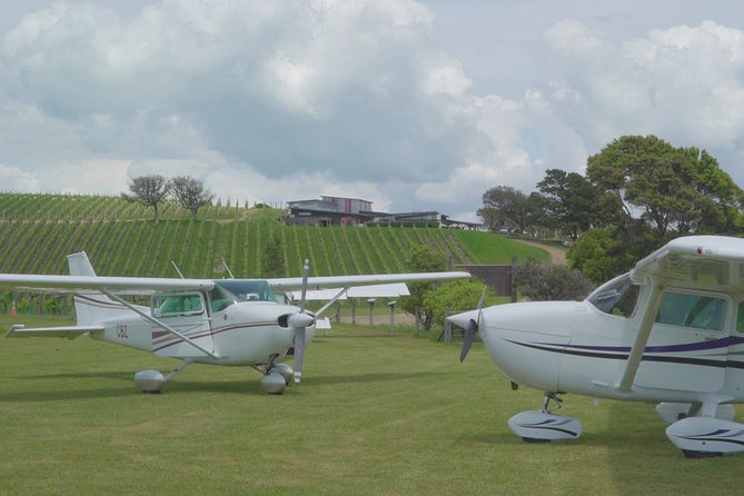 Waiheke Island - Fly and Dine (from North Shore Airport) - A three-course lunch with Auckland in the distance