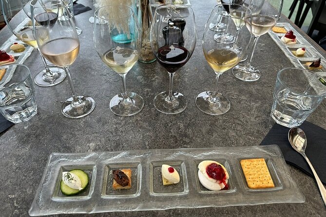 Waiheke Island Gourmet Food and Wine Tour - Casita Miro is the main food stop