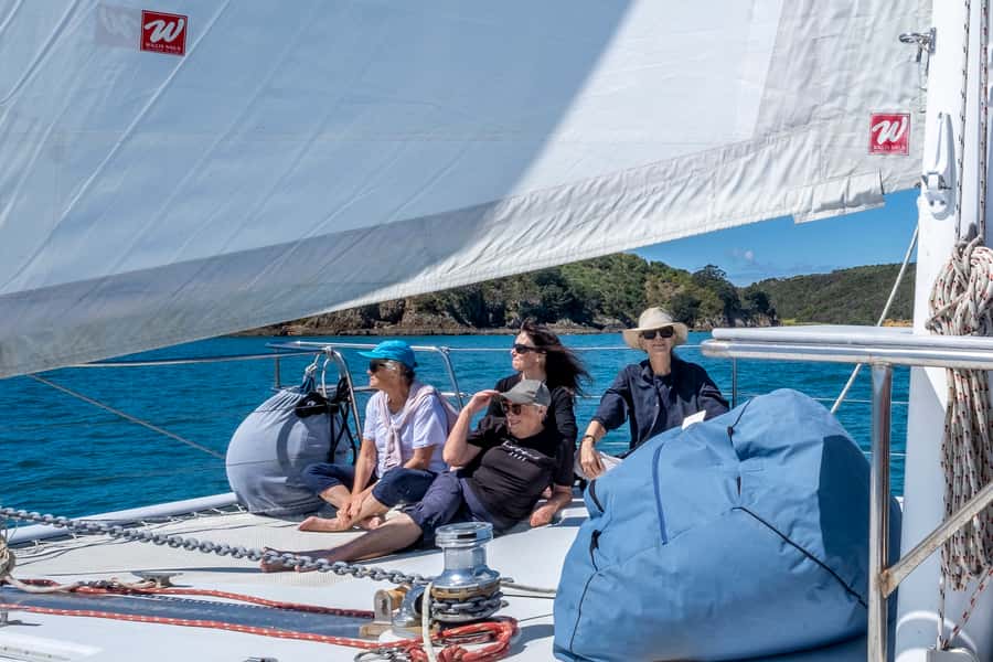Waiheke Island: Gulf Marine Park Sailing Adventure & Lunch - Sailing through the Hauraki Gulf Marine Park