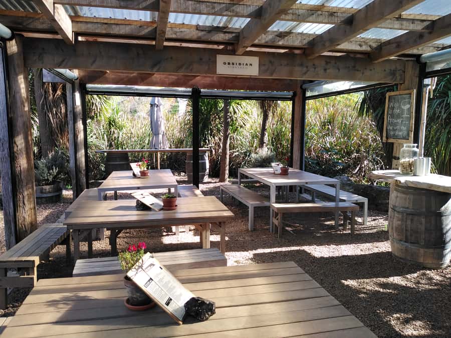 Waiheke Island: The Essence of Waiheke Wine Tour - Te Motu or Obsidian brings variety