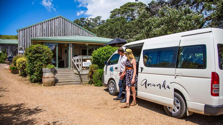 Waiheke Island: The Essence of Waiheke Wine Tour - Is $164 a fair price?
