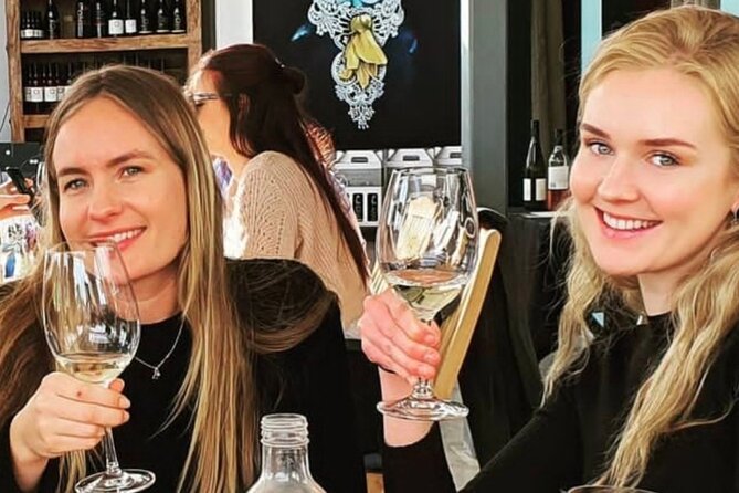 WAIHEKE ZEITGEIST Small Groups Ultra Boutique Off Grid Wine Tours - Tasting up to 15 wines, with useful comparisons