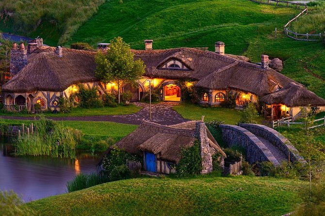 Waitomo Caves & Hobbiton Small Group Tour inc Lunch from Auckland - Hobbiton’s 12-acre movie set