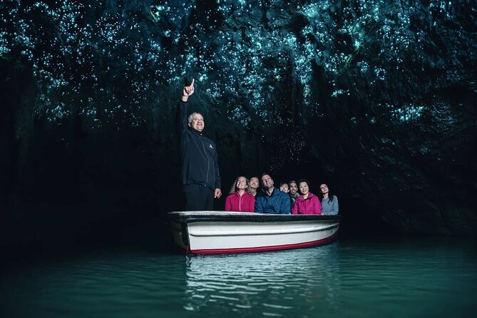 Waitomo Glow Worm Caves - Group size, comfort, and timing